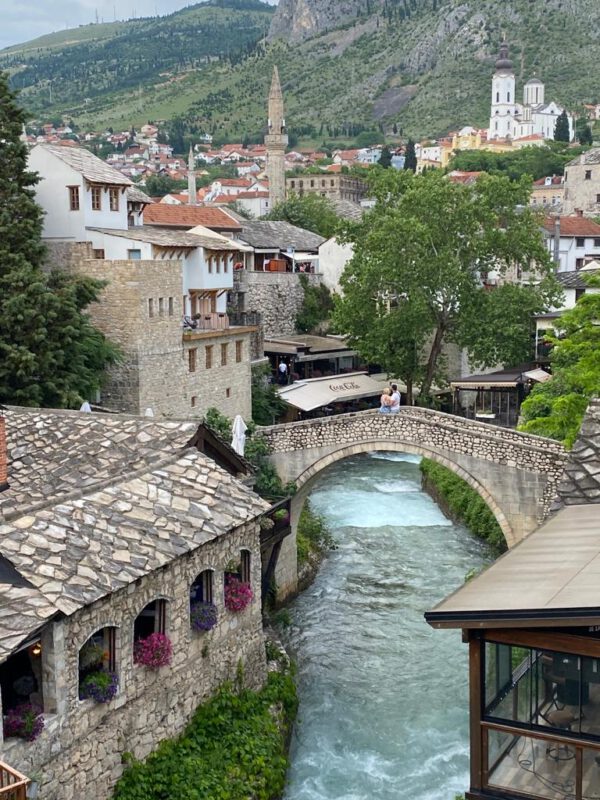 6643773E-060B-41AE-98DC-C5F10D81EF34