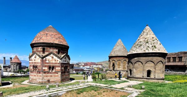 WhatsApp Image 2026-01-10 at 09.09.42 WhatsApp Image 2026-01-10 at 09.09.42